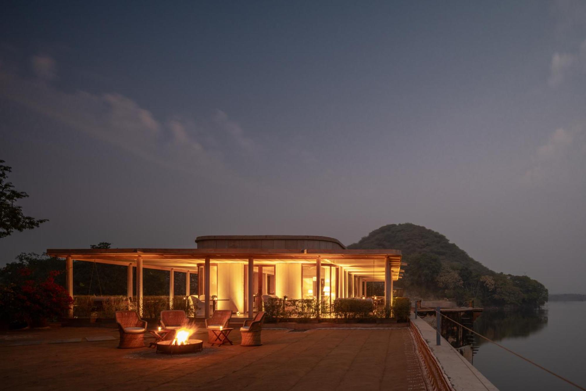 Raas Chhatrasagar, Nimaj, District Pali Exteriör bild